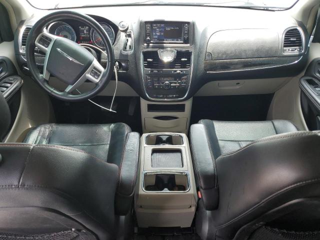 Photo 8 from auction – 2014 CHRYSLER TOWN & COU with VIN 2C4RC1CG1ER329090
