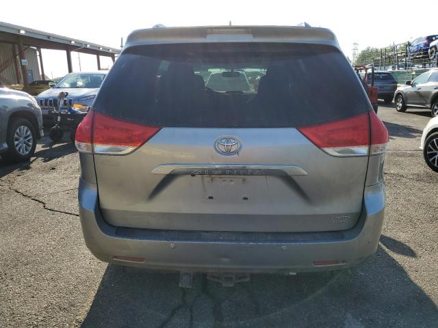 Photo 6 from auction – 2013 TOYOTA SIENNA XLE with VIN 5TDDK3DC6DS067383