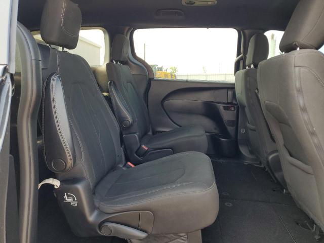 Photo 11 from auction – 2019 CHRYSLER PACIFICA TOURING PLUS with VIN 2C4RC1FG7KR532041