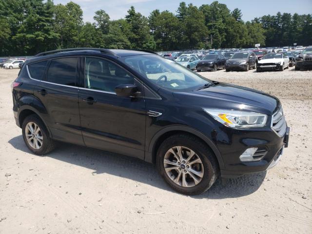 Photo 4 from auction – 2017 FORD ESCAPE SE with VIN 1FMCU9G92HUD99844