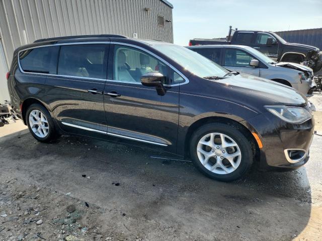 Photo 4 from auction – 2017 CHRYSLER PACIFICA T with VIN 2C4RC1BG6HR525418