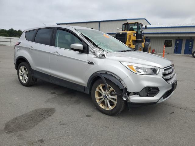 Photo 4 from auction – 2017 FORD ESCAPE SE with VIN 1FMCU9GD2HUC27723