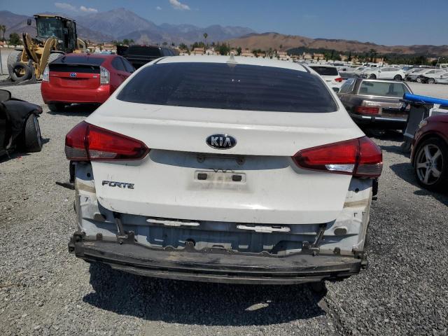 Photo 6 from auction – 2018 KIA FORTE LX with VIN 3KPFK4A70JE281135