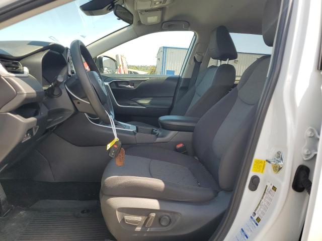 Photo 7 from auction – 2022 TOYOTA RAV4 XLE with VIN 2T3P1RFV4NW307161