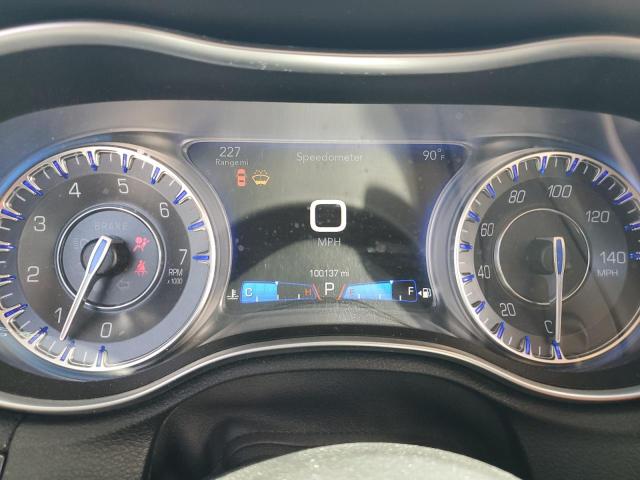 Photo 9 from auction – 2017 CHRYSLER 300C with VIN 2C3CCAEG8HH549778
