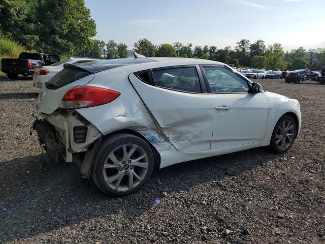 Photo 3 from auction – 2016 HYUNDAI VELOSTER with VIN KMHTC6AD0GU280395