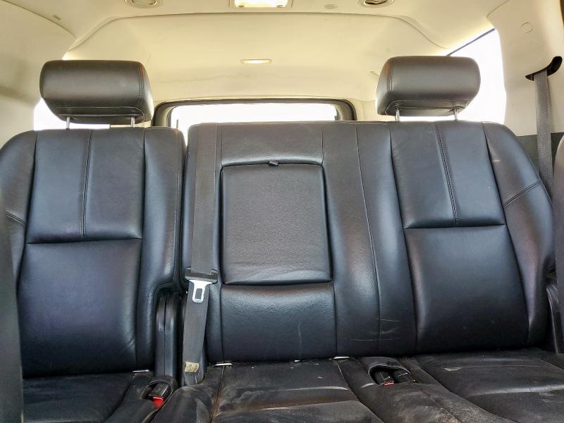 Photo 10 from auction – 2008 CHEVROLET SUBURBAN K with VIN 3GNFK16348G306323
