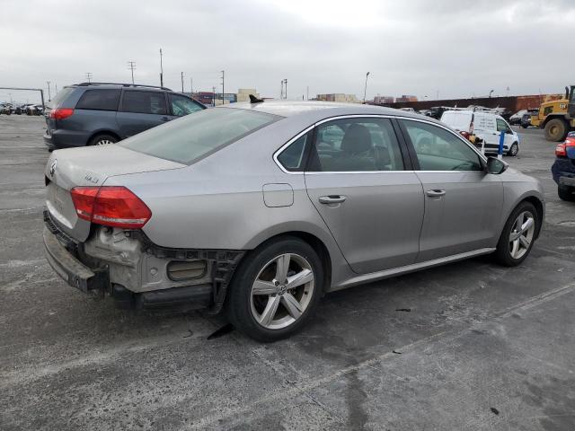 Photo 3 from auction – 2012 VOLKSWAGEN PASSAT SE with VIN 1VWBN7A30CC041045