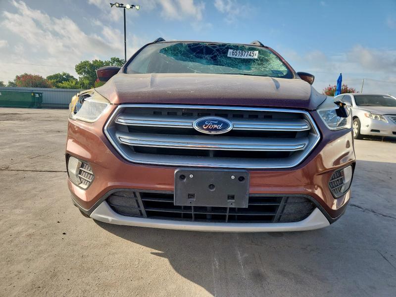 Photo 5 from auction – 2018 FORD ESCAPE SE with VIN 1FMCU0GD7JUB27652