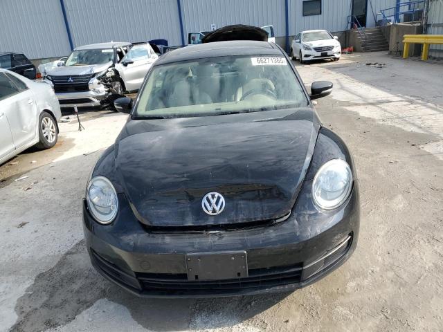 Photo 5 from auction – 2013 VOLKSWAGEN BEETLE with VIN 3VWJP7AT3DM664715