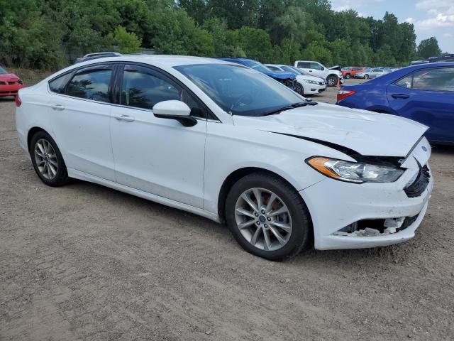 Photo 4 from auction – 2017 FORD FUSION SE with VIN 3FA6P0HD2HR361809