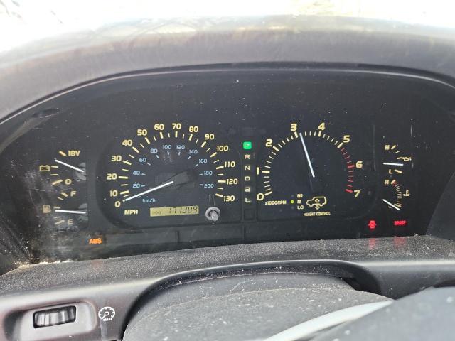 Photo 9 from auction – 1999 LEXUS LX 470 with VIN JT6HT00W2X0034442