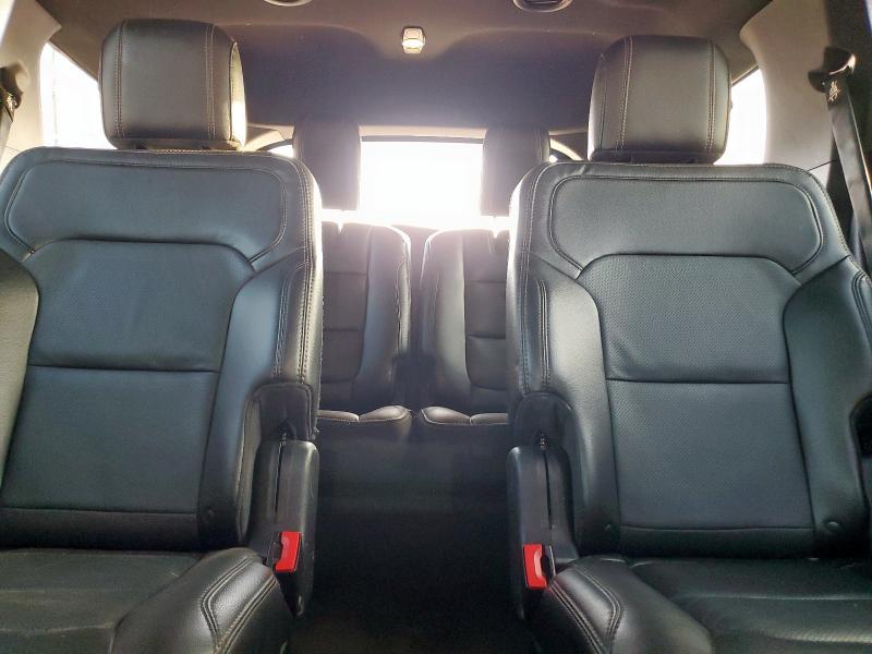 Photo 10 from auction – 2017 FORD EXPLORER L with VIN 1FM5K7F83HGD49111