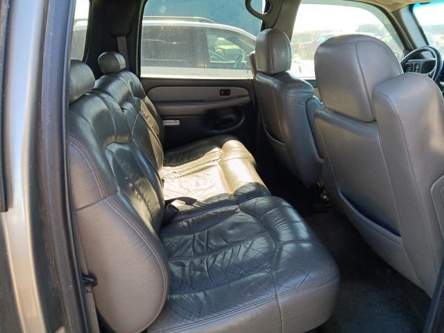 Photo 10 from auction – 2002 CHEVROLET SUBURBAN K with VIN 3GNFK16Z52G238089
