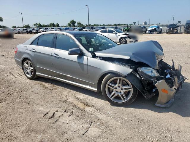 Photo 4 from auction – 2011 MERCEDES-BENZ E 550 with VIN WDDHF7CB4BA418863