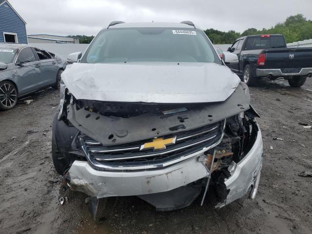 Photo 5 from auction – 2017 CHEVROLET TRAVERSE L with VIN 1GNKVGKD6HJ156673