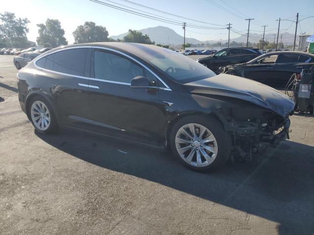 Photo 4 from auction – 2018 TESLA MODEL X with VIN 5YJXCAE20JF128263