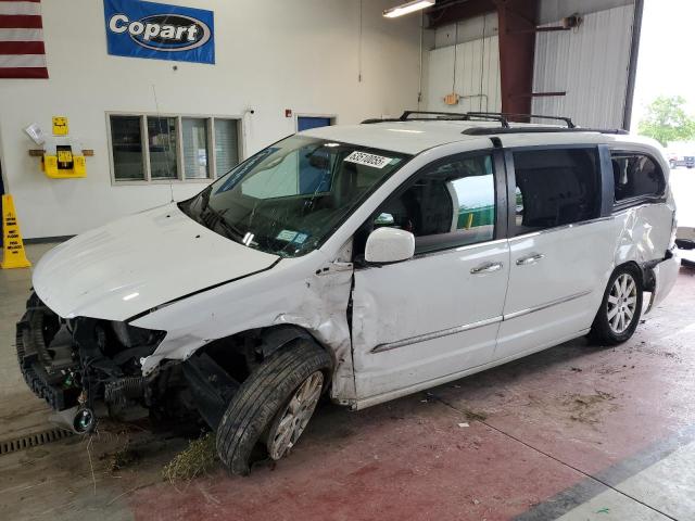 CHRYSLER TOWN & COU 2015 with VIN 2C4RC1BG5FR662637 - Photo from auction