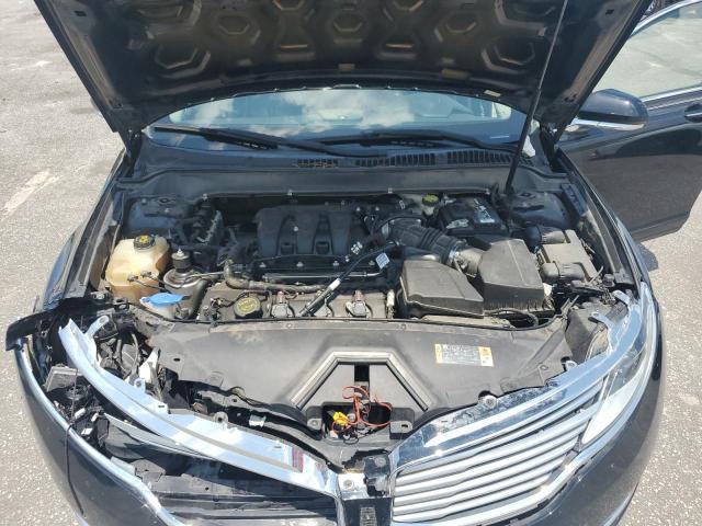 Photo 11 from auction – 2016 LINCOLN MKZ with VIN 3LN6L2GK1GR612251