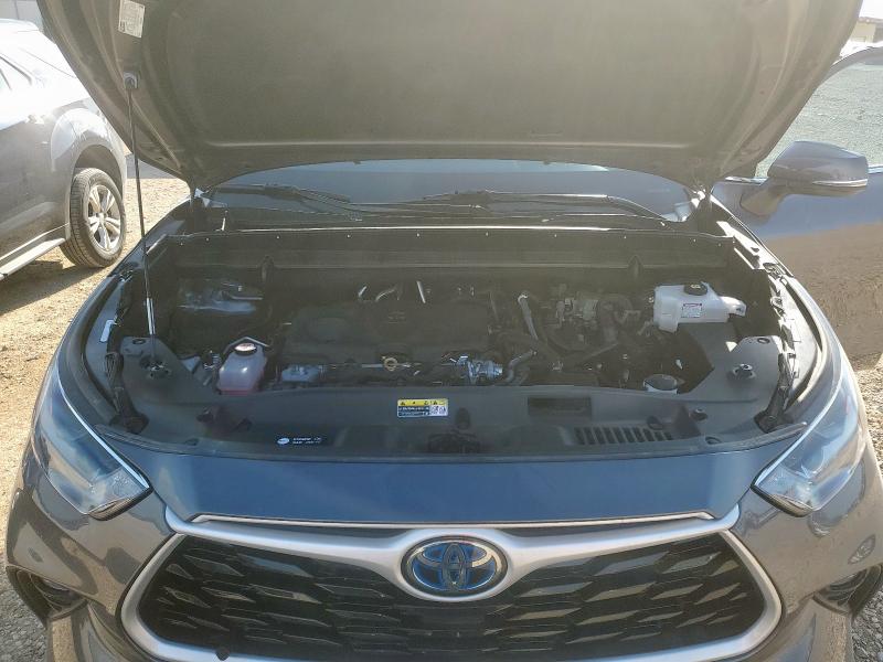 Photo 12 from auction – 2023 TOYOTA HIGHLANDER with VIN 5TDKARAH4PS021813