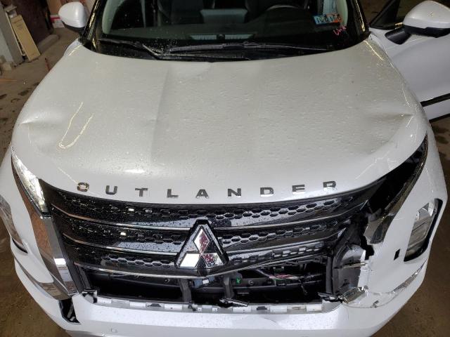 Photo 12 from auction – 2024 MITSUBISHI OUTLANDER with VIN JA4J4VA80RZ054668