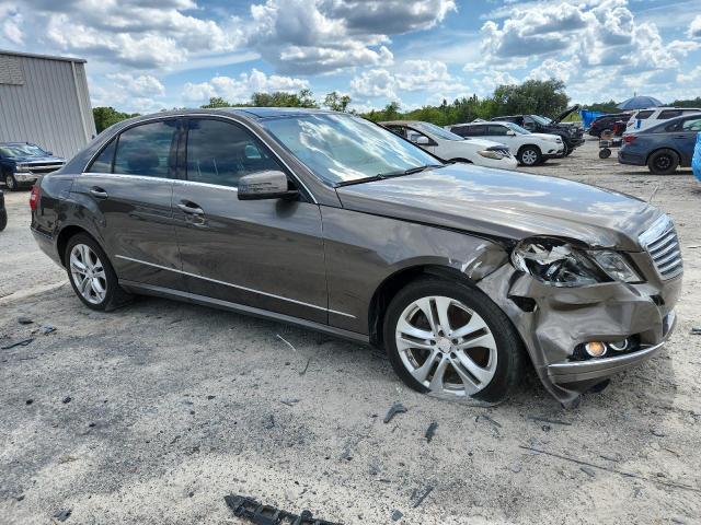 Photo 4 from auction – 2010 MERCEDES-BENZ E 350 with VIN WDDHF5GB8AA223071
