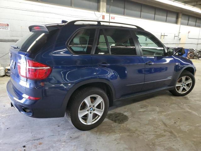 Photo 3 from auction – 2012 BMW X5 XDRIVE3 with VIN 5UXZW0C57CL674676