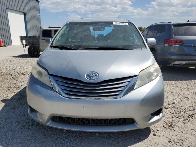 Photo 5 from auction – 2015 TOYOTA SIENNA LE with VIN 5TDKK3DC9FS531101