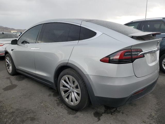Photo 2 from auction – 2017 TESLA MODEL X with VIN 5YJXCAE28HF054052