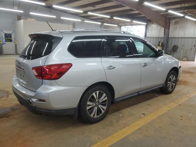 Photo 3 from auction – 2017 NISSAN PATHFINDER S with VIN 5N1DR2MN7HC626370