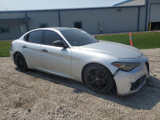 Photo 4 from auction – 2017 ALFA ROMEO GIULIA TI with VIN ZARFAECN2H7544570