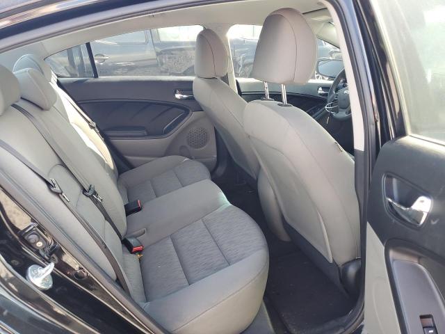 Photo 10 from auction – 2016 KIA FORTE LX with VIN KNAFK4A60G5552154
