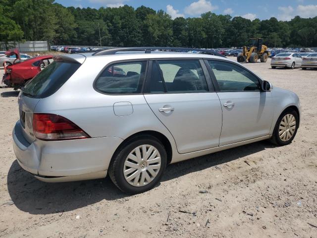 Photo 3 from auction – 2014 VOLKSWAGEN JETTA S with VIN 3VWKP7AJ1EM612892