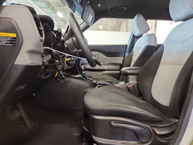 Photo 7 from auction – 2014 KIA SOUL with VIN KNDJN2A20E7720267