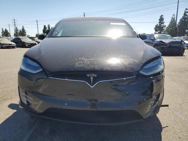 Photo 5 from auction – 2018 TESLA MODEL X with VIN 5YJXCDE28JF140212