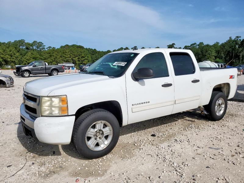 CHEVROLET SILVERADO 2010 with VIN 3GCRKSE34AG273665 - Photo from auction