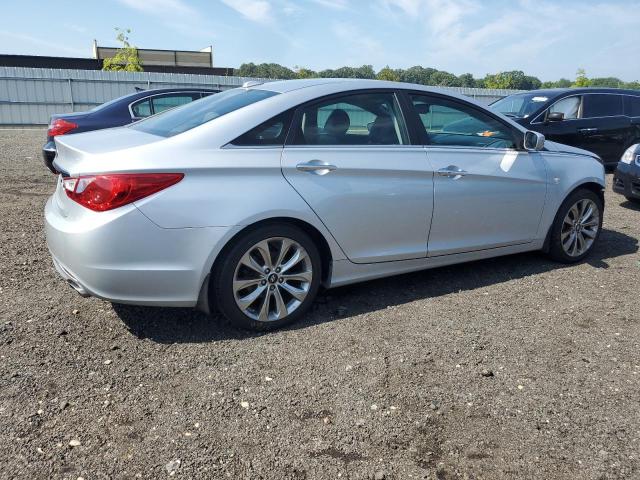 Photo 3 from auction – 2013 HYUNDAI SONATA SE with VIN 5NPEC4AC2DH533523