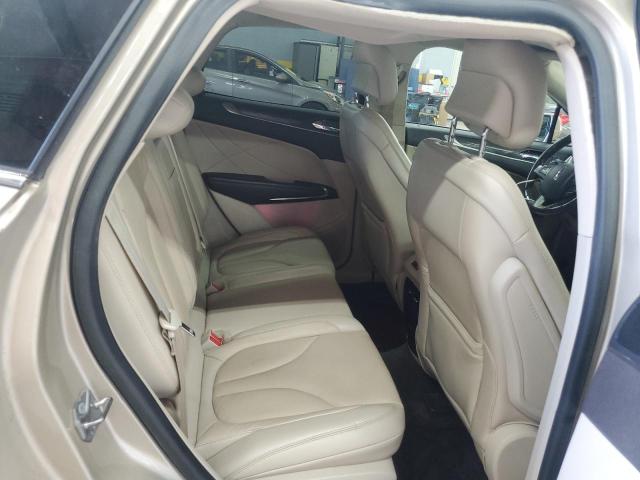 Photo 11 from auction – 2017 LINCOLN MKC RESERV with VIN 5LMTJ3DH7HUL70015