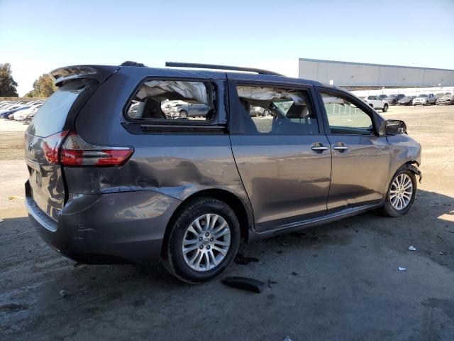 Photo 3 from auction – 2016 TOYOTA SIENNA XLE with VIN 5TDYK3DC3GS720712