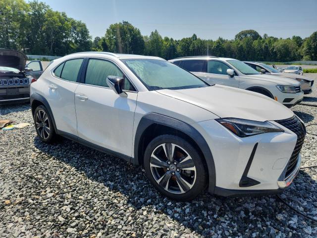 Photo 4 from auction – 2019 LEXUS UX 200 with VIN JTHY3JBH6K2016244