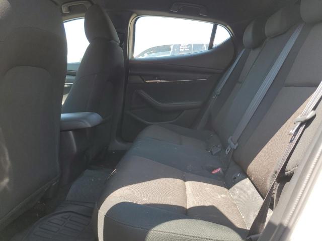 Photo 10 from auction – 2019 MAZDA 3 GX with VIN JM1BPAK7XK1106263