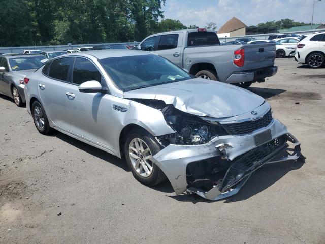 Photo 4 from auction – 2019 KIA OPTIMA LX with VIN 5XXGT4L37KG282917