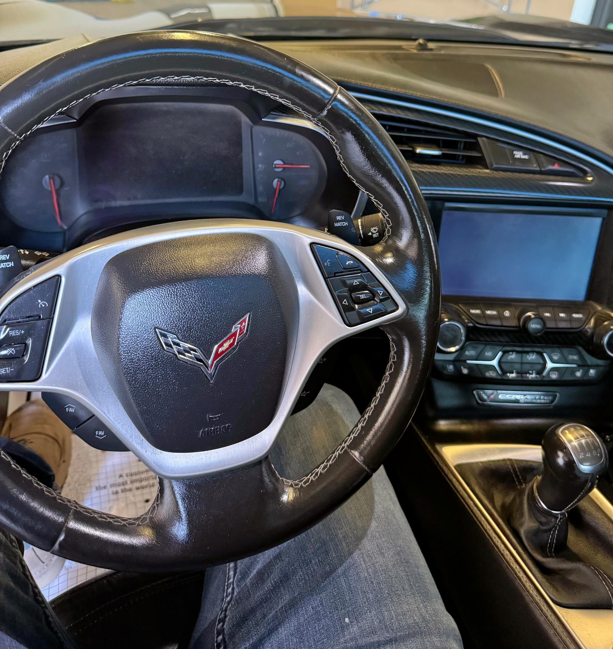 Photo 9 from auction – 2014 CHEVROLET CORVETTE S with VIN 1G1YJ2D74E5102617