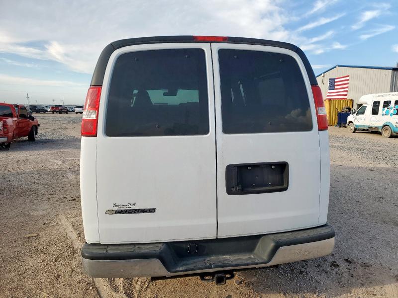 Photo 6 from auction – 2019 CHEV EXPRESS G2500 with VIN 1GAWGFFG2K1187633