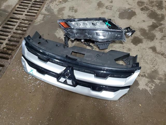 Photo 13 from auction – 2023 MITSUBISHI OUTLANDER with VIN JA4ARUAUXPU014746
