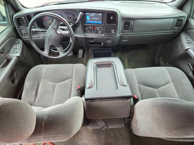 Photo 8 from auction – 2004 CHEVROLET SILVERADO with VIN 2GCEC19TX41297773