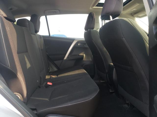 Photo 11 from auction – 2015 TOYOTA RAV4 XLE with VIN 2T3WFREV2FW221945