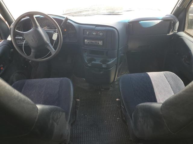 Photo 8 from auction – 2000 GMC SAFARI XT with VIN 1GTDM19W4YB522522