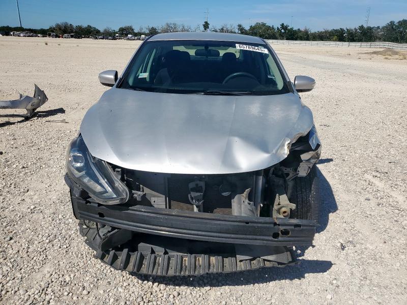 Photo 5 from auction – 2017 NISSAN SENTRA S with VIN 3N1AB7AP1HY264285