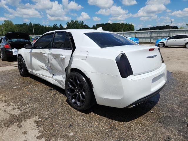 Photo 2 from auction – 2019 CHRYSLER 300 S with VIN 2C3CCABGXKH601164